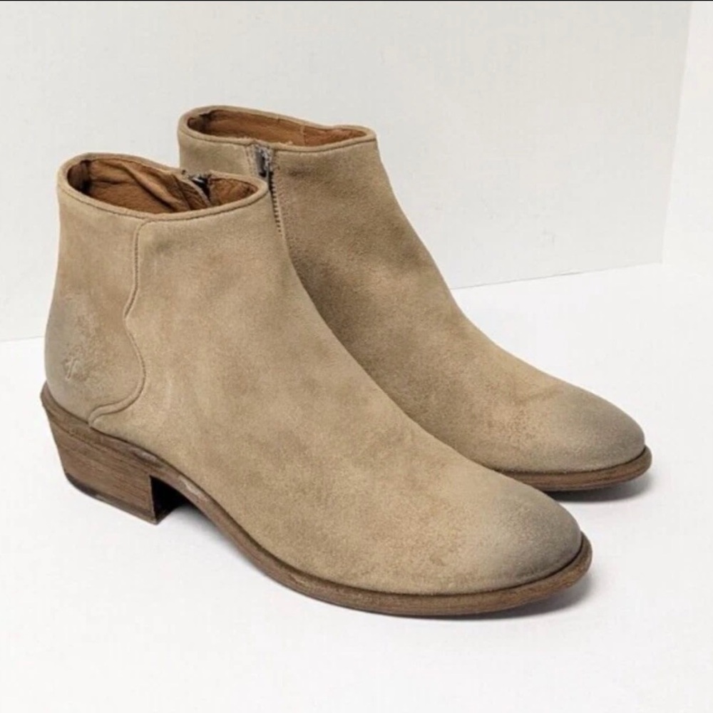 Frye Carson Piping Suede Ankle Boots